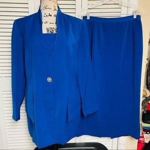 Terramina Skirt Suit